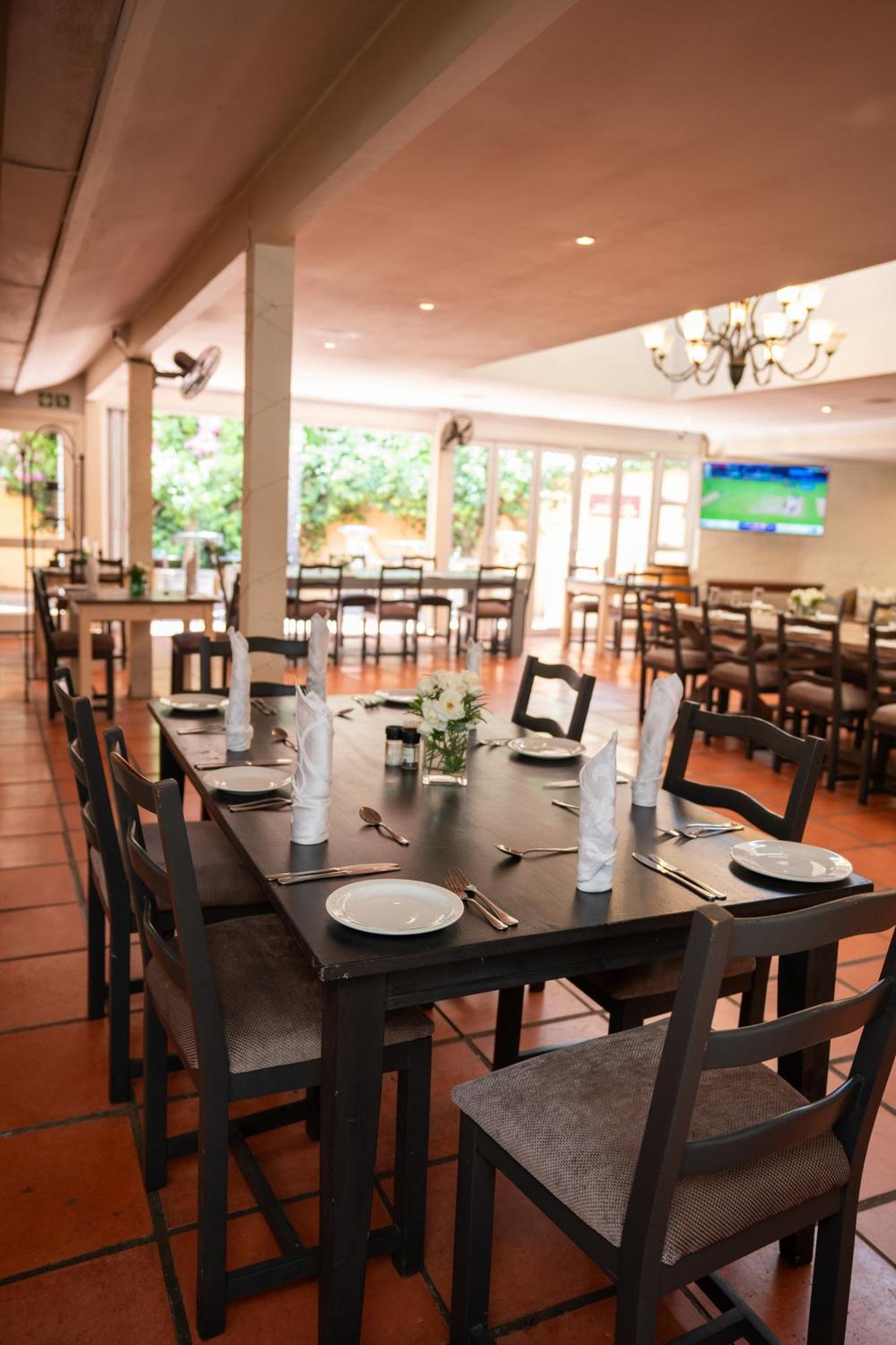 Little Tuscany Boutique Hotel Johannesburg Exterior photo