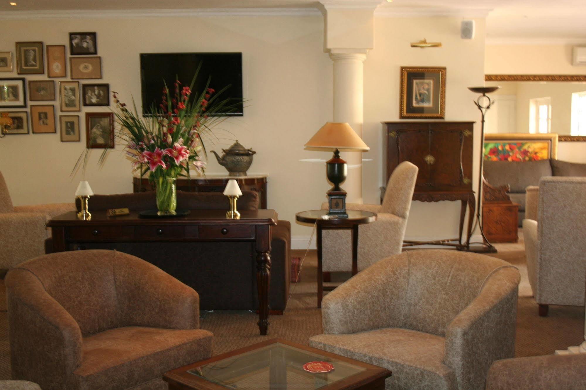 Little Tuscany Boutique Hotel Johannesburg Exterior photo